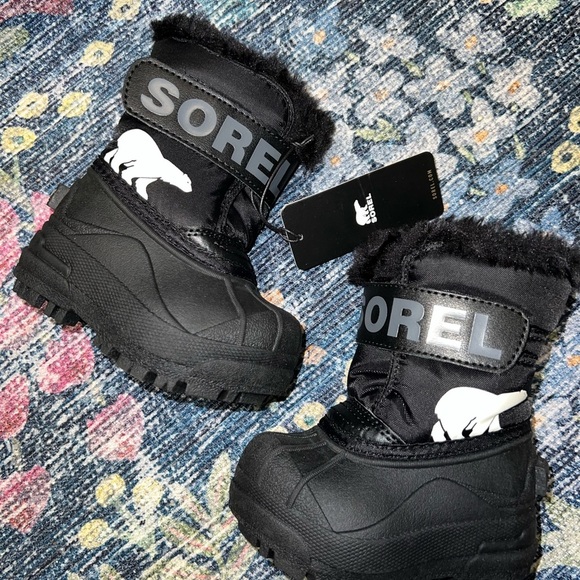 Sorel Black Winter commander Boots - Picture 3 of 10